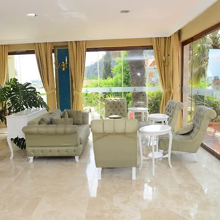 Turquoise فندق 4*